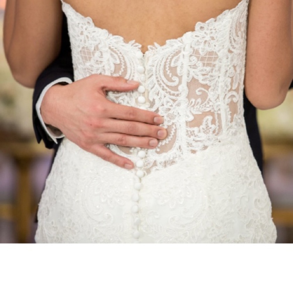 Wedding dress - Picture 5 of 8